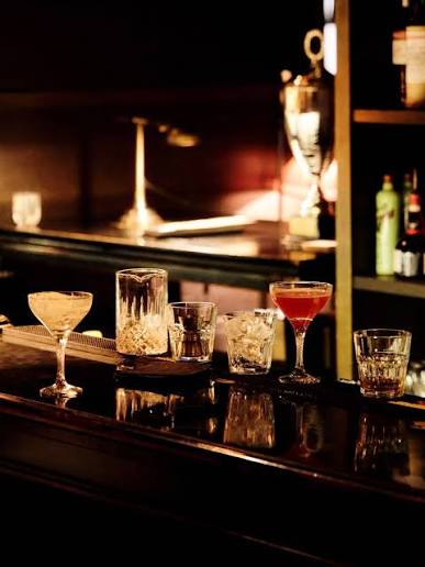 Event Space With Bar And Restaurant- Great Outdoor Setting 1