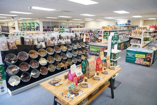 Pet Store And Grooming 1