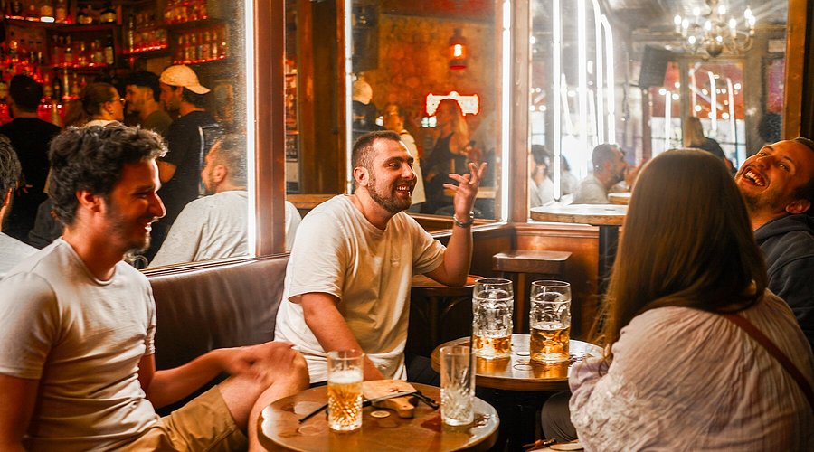 Bar & Grill Restaurant – Ready to Operate 1 Bar & Grill Restaurant – Ready to Operate 1