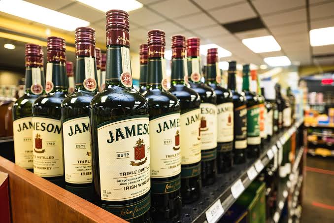 Liquor Store W Property 1
