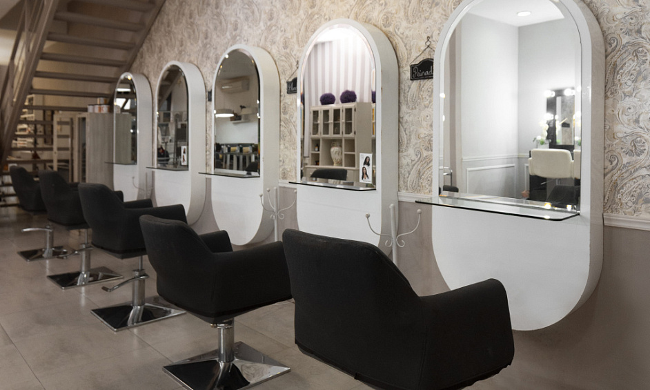 Luxury Salon-Turnkey Opportunity, Strong Reputation 1