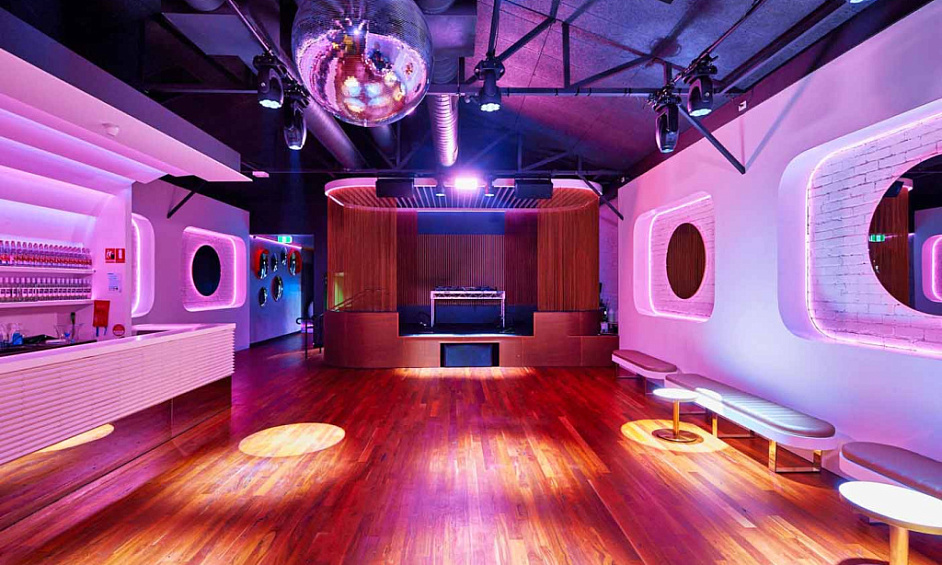 Indiana Profitable Adult Club Full Liquor Kitchen In Fort Wayne 1