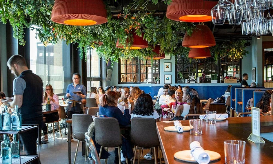 Popular Downtown Orlando Restaurant And Bar For Sale 1