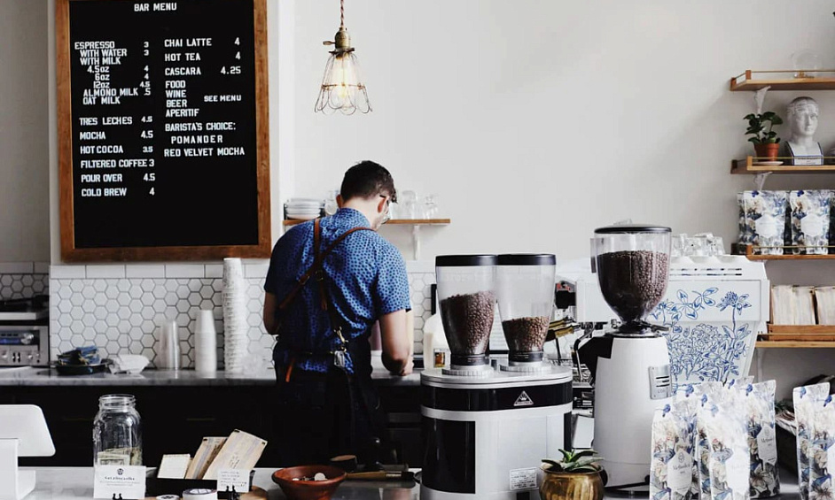 Amazing Location / Ice Cream / Coffee Shop For Sale 1