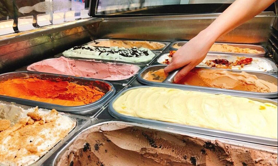 2 Well-Established Cold Stone Creamery In Lafayette, IN 1