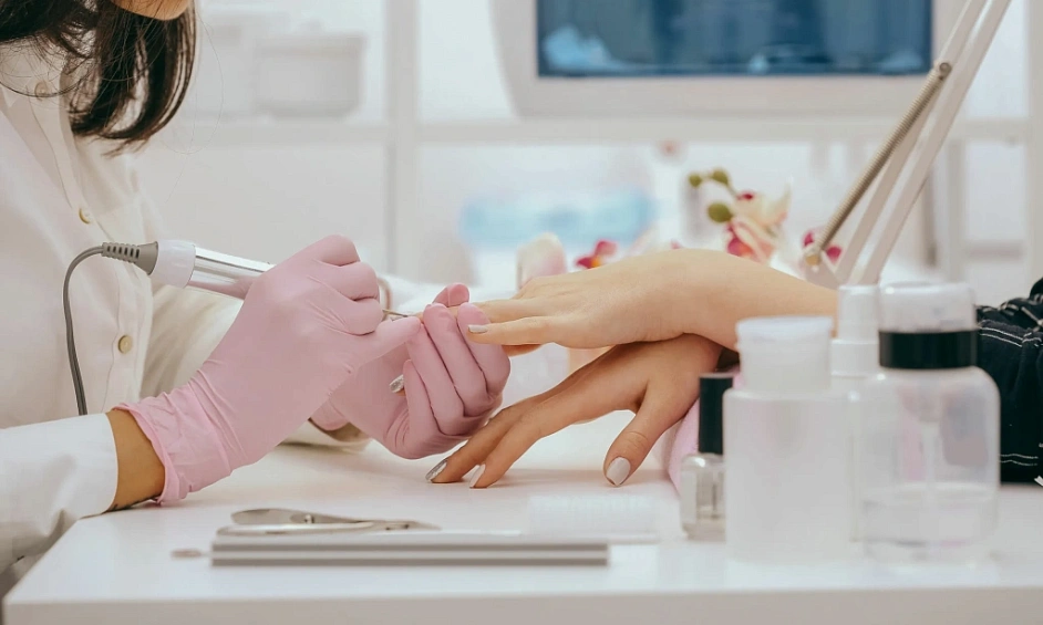 Upscale Nail Salon – Turnkey Opportunity 1 Upscale Nail Salon – Turnkey Opportunity 1