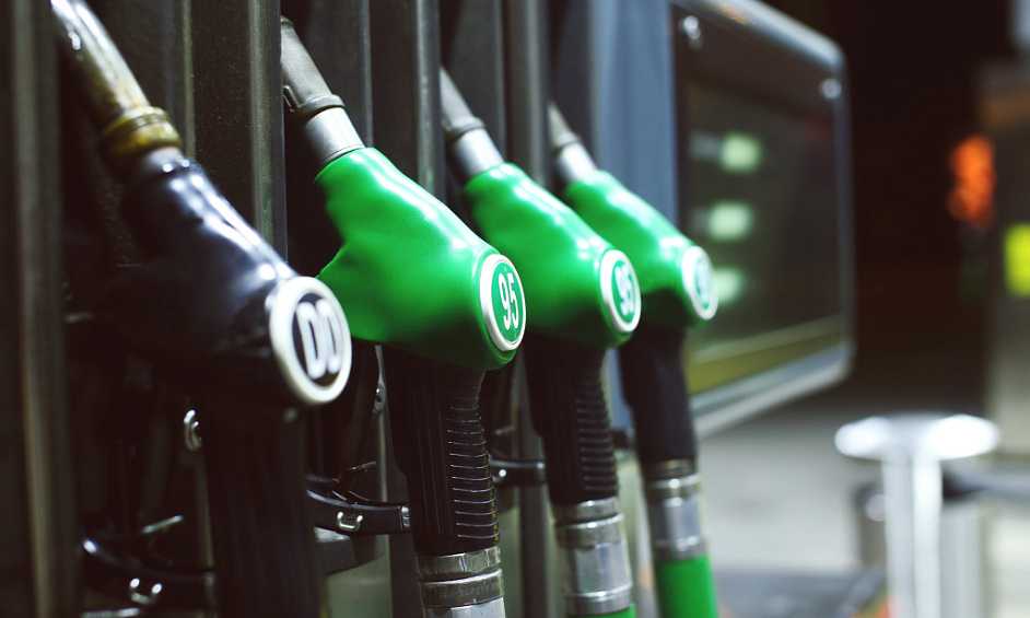 Branded Gas Station In Mclean County For Sale 1