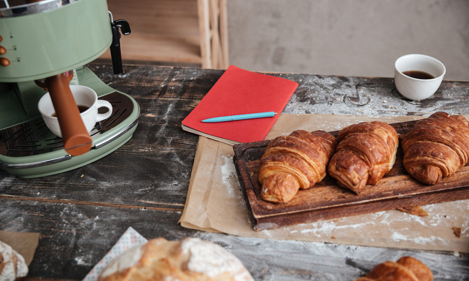 Award-Winning Bakery & Café | Strong Local Following 1 Award-Winning Bakery & Café | Strong Local Following 1
