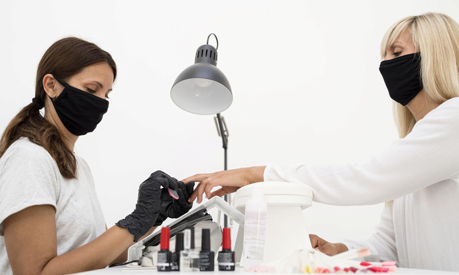 Turnkey Beauty Studio In Prime Midtown Manhattan For Sale 1