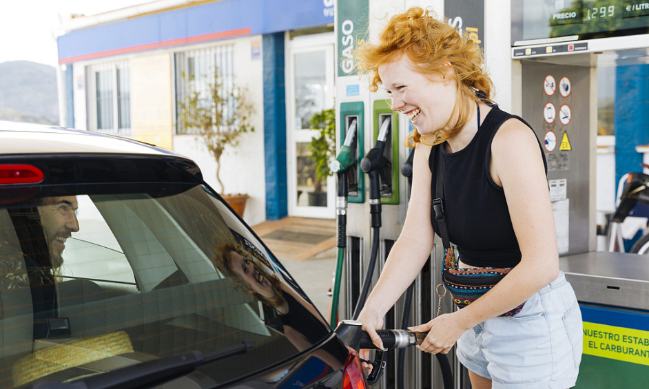 Beautifully Located Gas Station With Fuel Commission For Sale 1