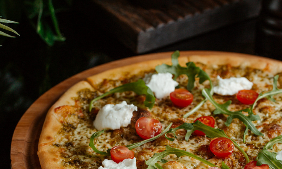 High-Volume Well-Established Neighborhood Pizza Place-over 21 Years For Sale 1