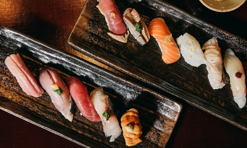 Cozy Japanese Sushi Restaurant 1