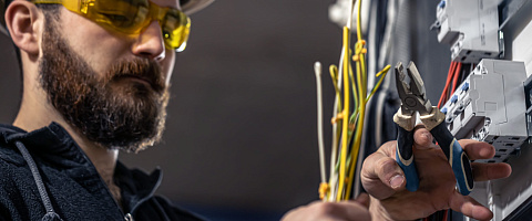 Electrical Repairs / Electrician Businesses for sale in Anchorage-Alaska 209843