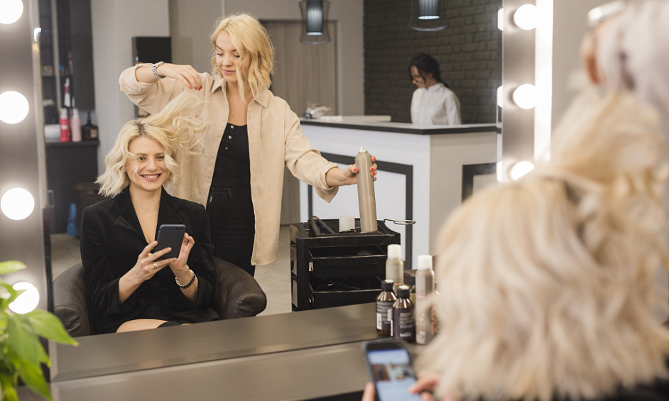 Established Luxury Salon And Boutique For Sale 1