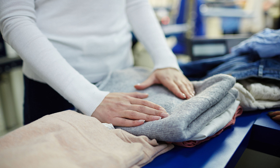 Laundromat And Dry Cleaning Semi-absentee Ownership 1