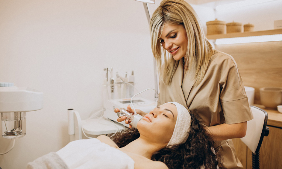High-Energy Integrative Med Spa For Growth-Minded Operators For Sale 1
