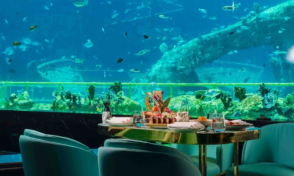 Restaurant & Lounge– Prime Main Street Location | Real Estate Included 1 Restaurant & Lounge– Prime Main Street Location | Real Estate Included 1