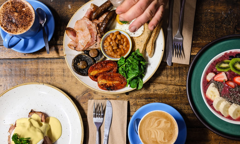 High-Volume Breakfast & Brunch/Lunch Restaurant w/Property - $1.5M! For Sale 1