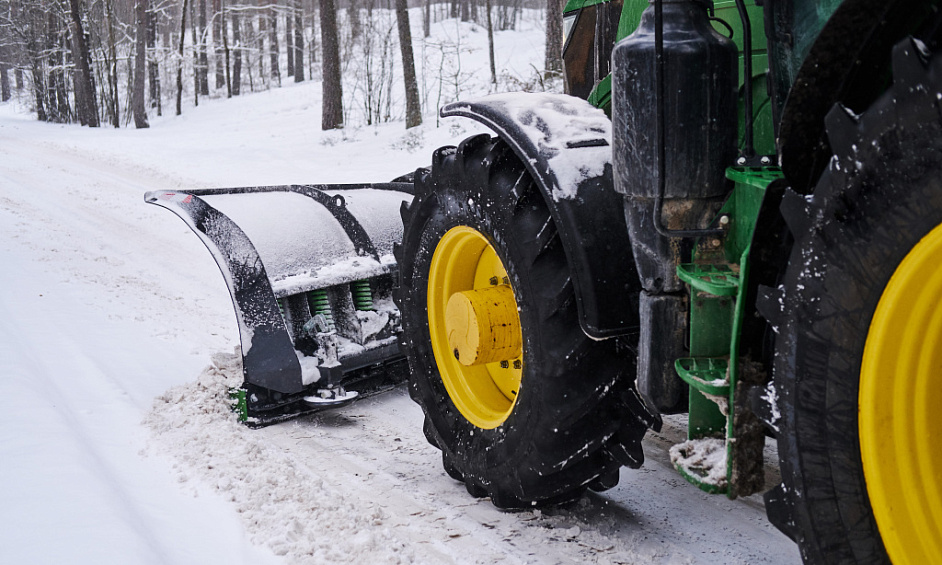 Lawn Care-Snow Management Company | $563K EBITDA For Sale 1