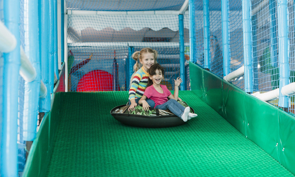 Large Indoor Child Play and Party Center For Sale 1