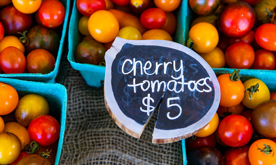 High-volume Supermarket $120K Weekly Sales $1.3M SDE For Sale 1