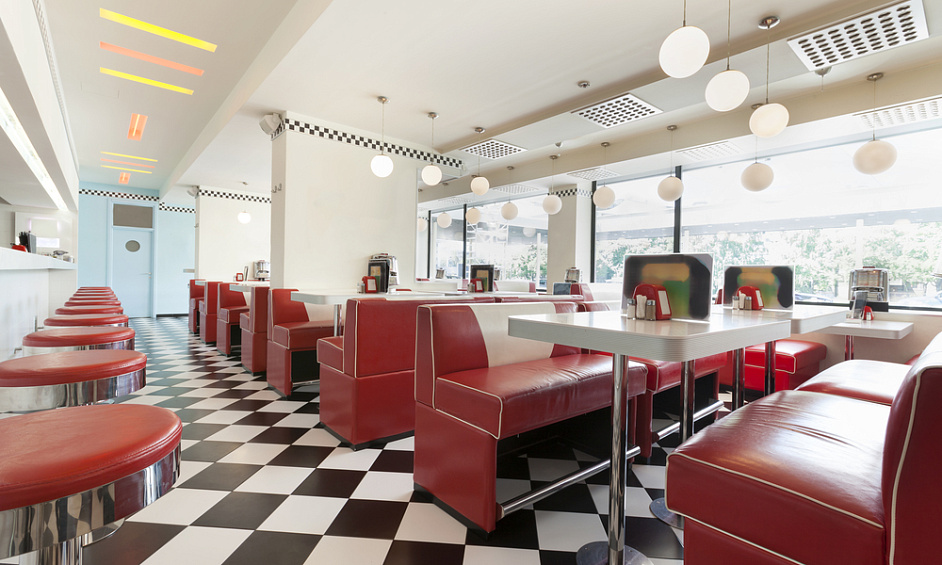 Landmark Diner On Major Intersection 1 Landmark Diner On Major Intersection 1