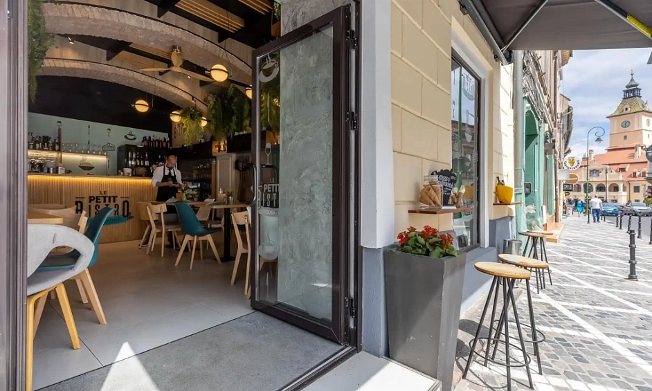 REDUCED SALE PRICE! American Bistro for Sale 1