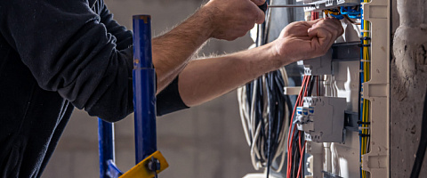 Electrical Repairs / Electrician Businesses for sale in Anchorage-Alaska 209810