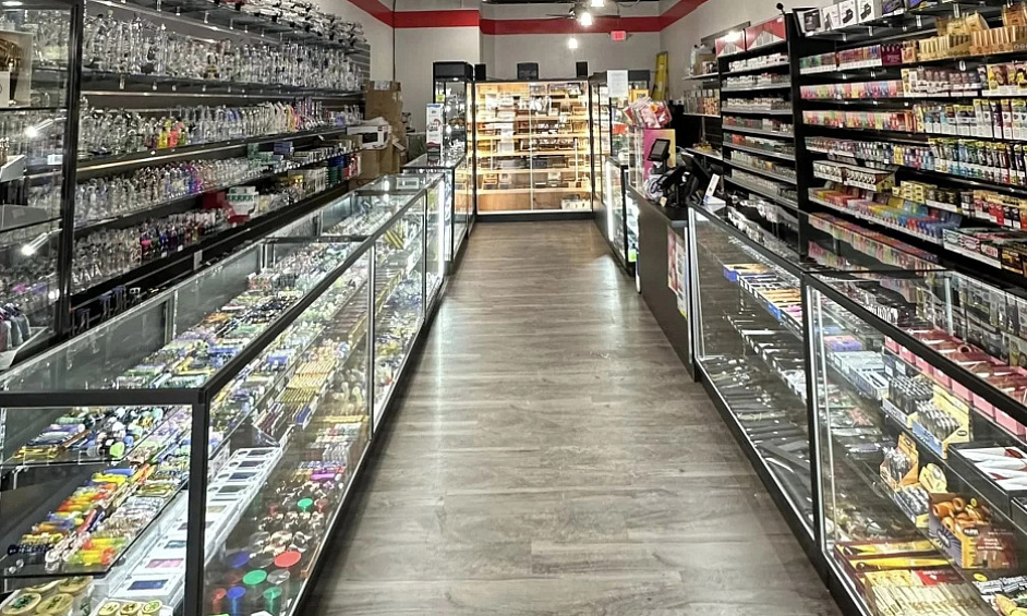 HIGHLY Profitable Homestead Smoke Shop 1