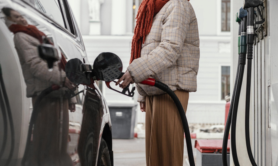 Absentee-owned Gas Station With Property In Waverly For Sale 1